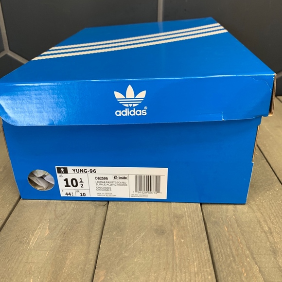 adidas yung 96 legend marine